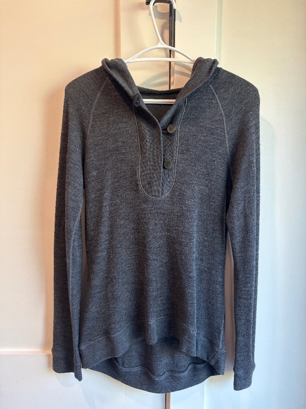 Women’s Icebreaker Craved Hooded To Size Small
